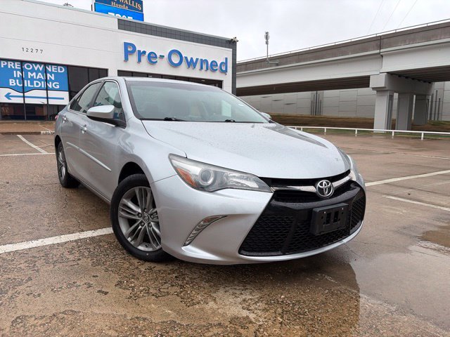 Used 2016 Toyota Camry SE FWD image 1