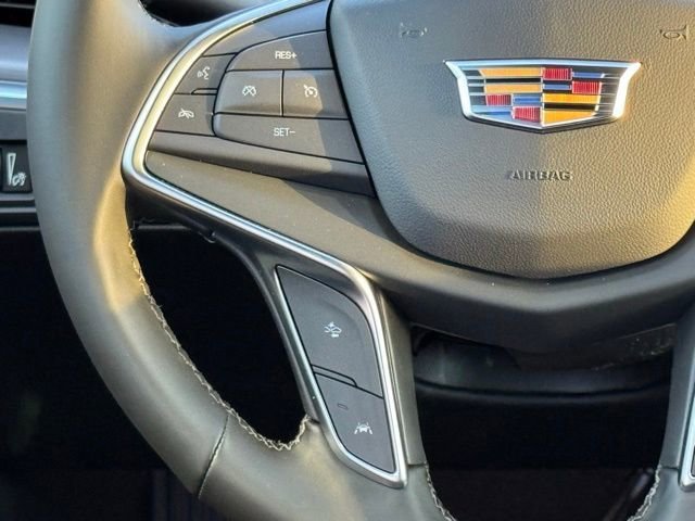 New 2025 Cadillac XT5 Luxury FWD image 24