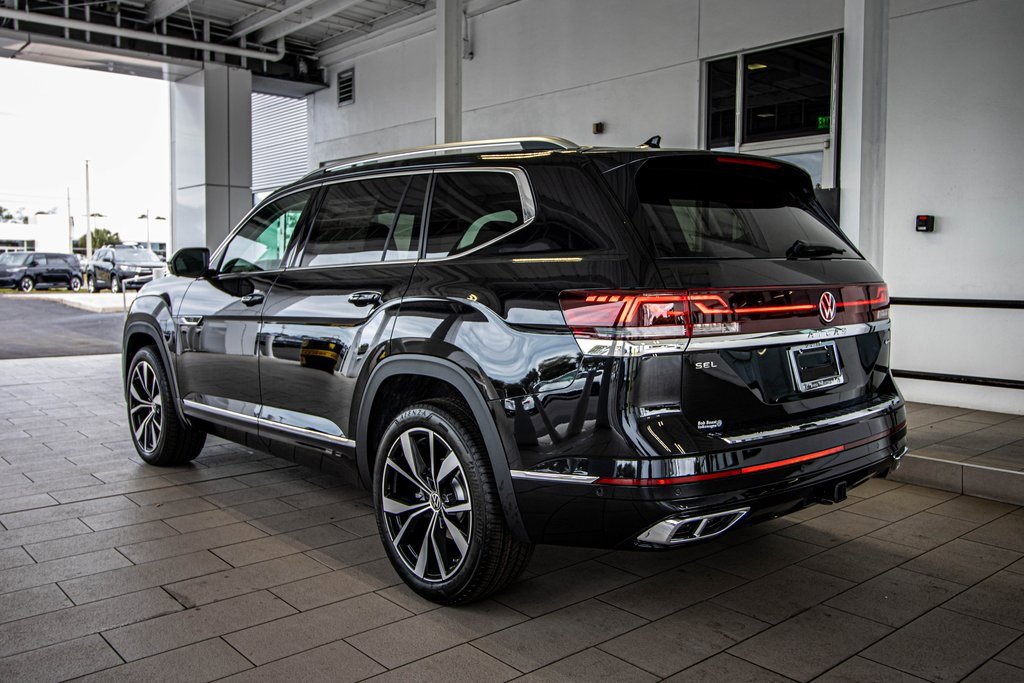 New 2026 Volkswagen Atlas SEL Premium R-Line image 13