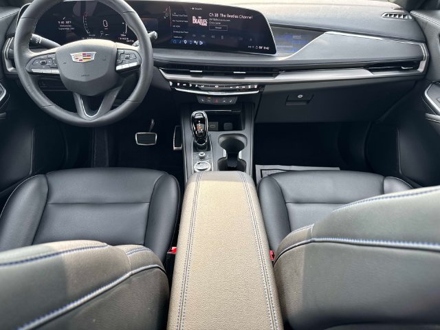 Certified 2024 Cadillac XT4 Sport w/ Technology Package AWD/4WD image 16