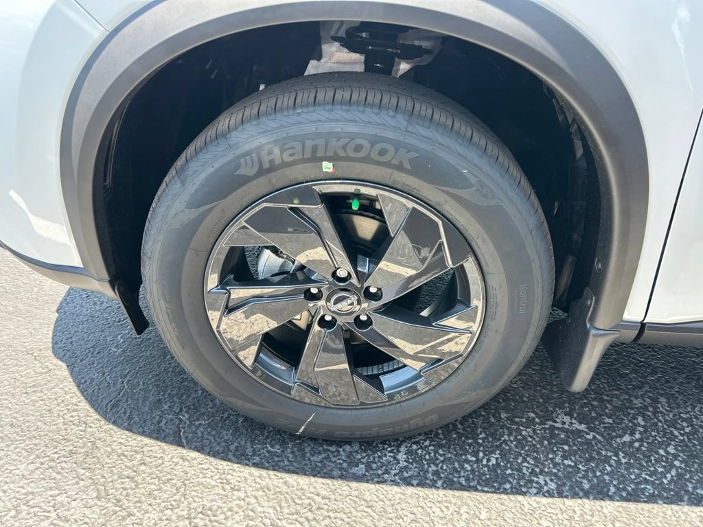 New 2026 Nissan Rogue SV AWD/4WD image 53