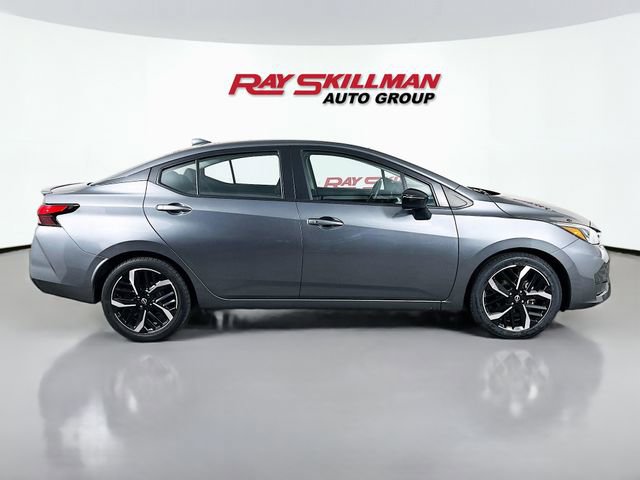 Used 2024 Nissan Versa SR image 8