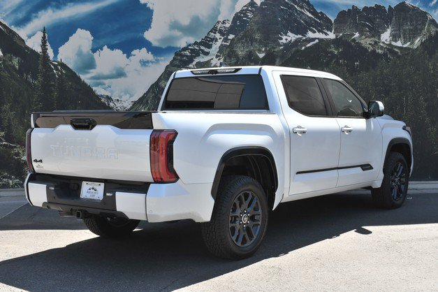 Used 2023 Toyota Tundra Platinum AWD/4WD image 3