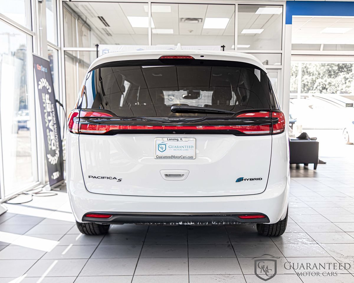 Used 2022 Chrysler Pacifica Touring-L w/ S Appearance Package FWD image 14