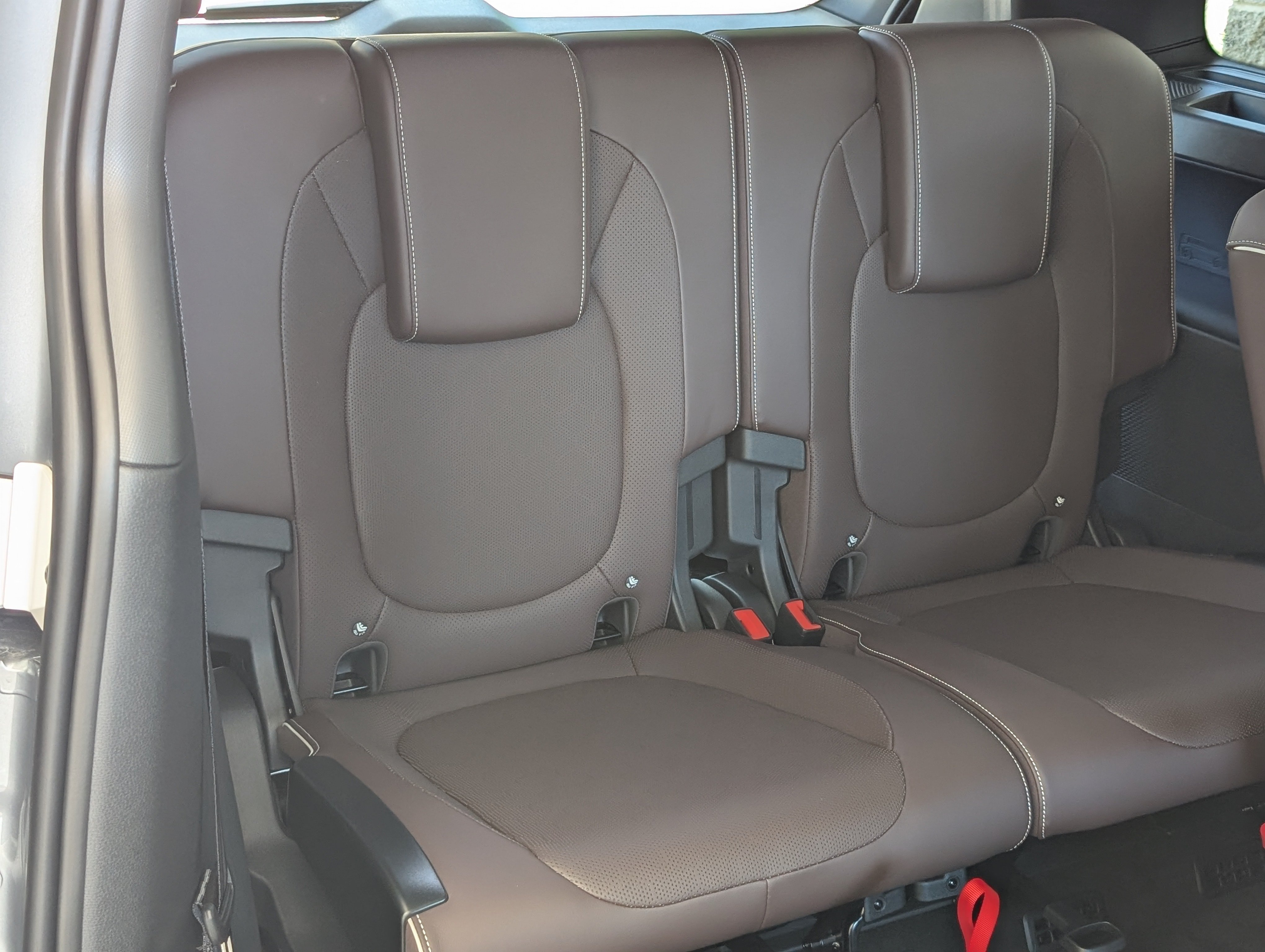 Used 2025 Volkswagen ID. Buzz Pro S Plus RWD image 22
