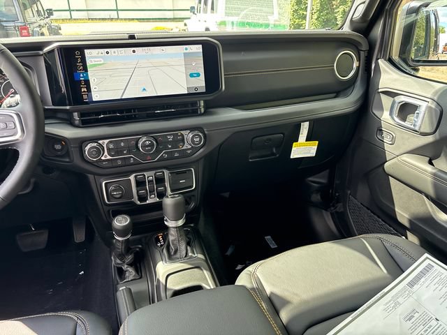 New 2027 Jeep Wrangler Unlimited Sahara AWD/4WD image 12