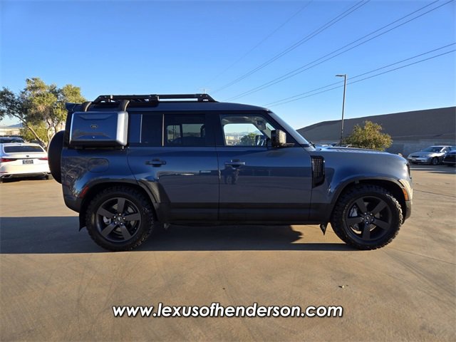 Used 2023 Land Rover Defender 110 SE image 7