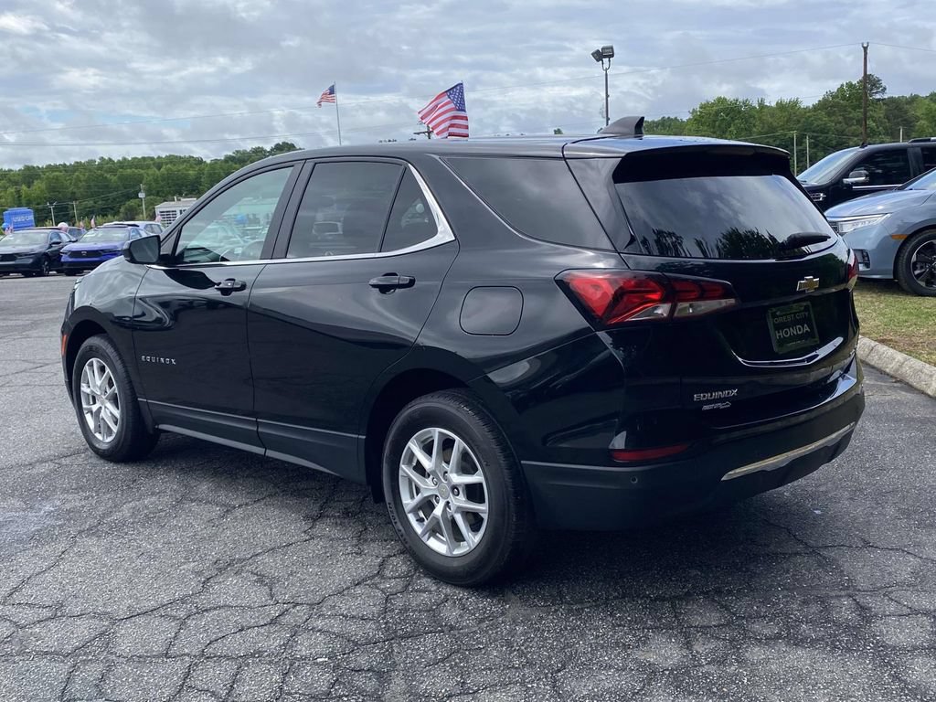 Used 2024 Chevrolet Equinox LT AWD/4WD image 3