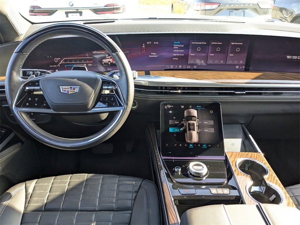 Certified 2025 Cadillac Escalade Premium Luxury Platinum image 23