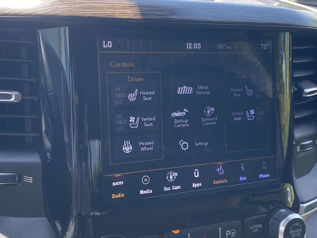Used 2019 RAM 1500 Laramie AWD/4WD image 26