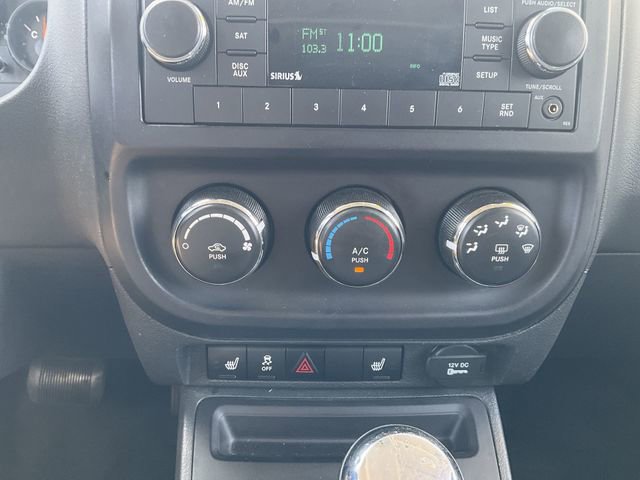 Used 2016 Jeep Patriot High Altitude AWD/4WD image 15