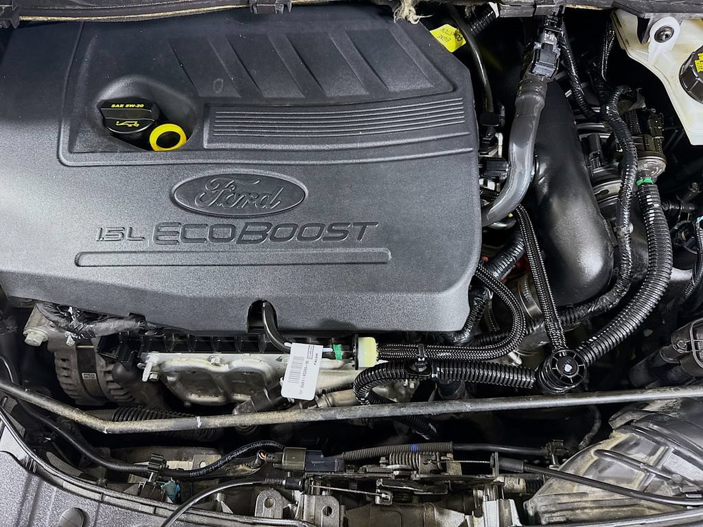 Used 2018 Ford Escape SE w/ Ford Safe & Smart Package FWD image 29