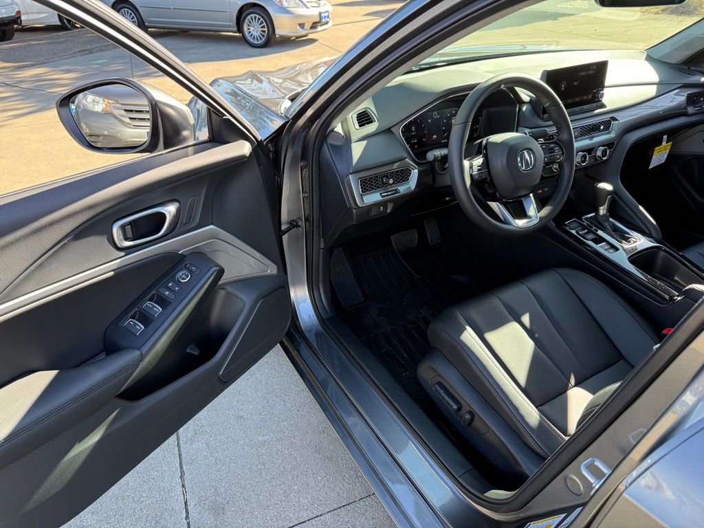 Certified 2025 Acura Integra Base image 14