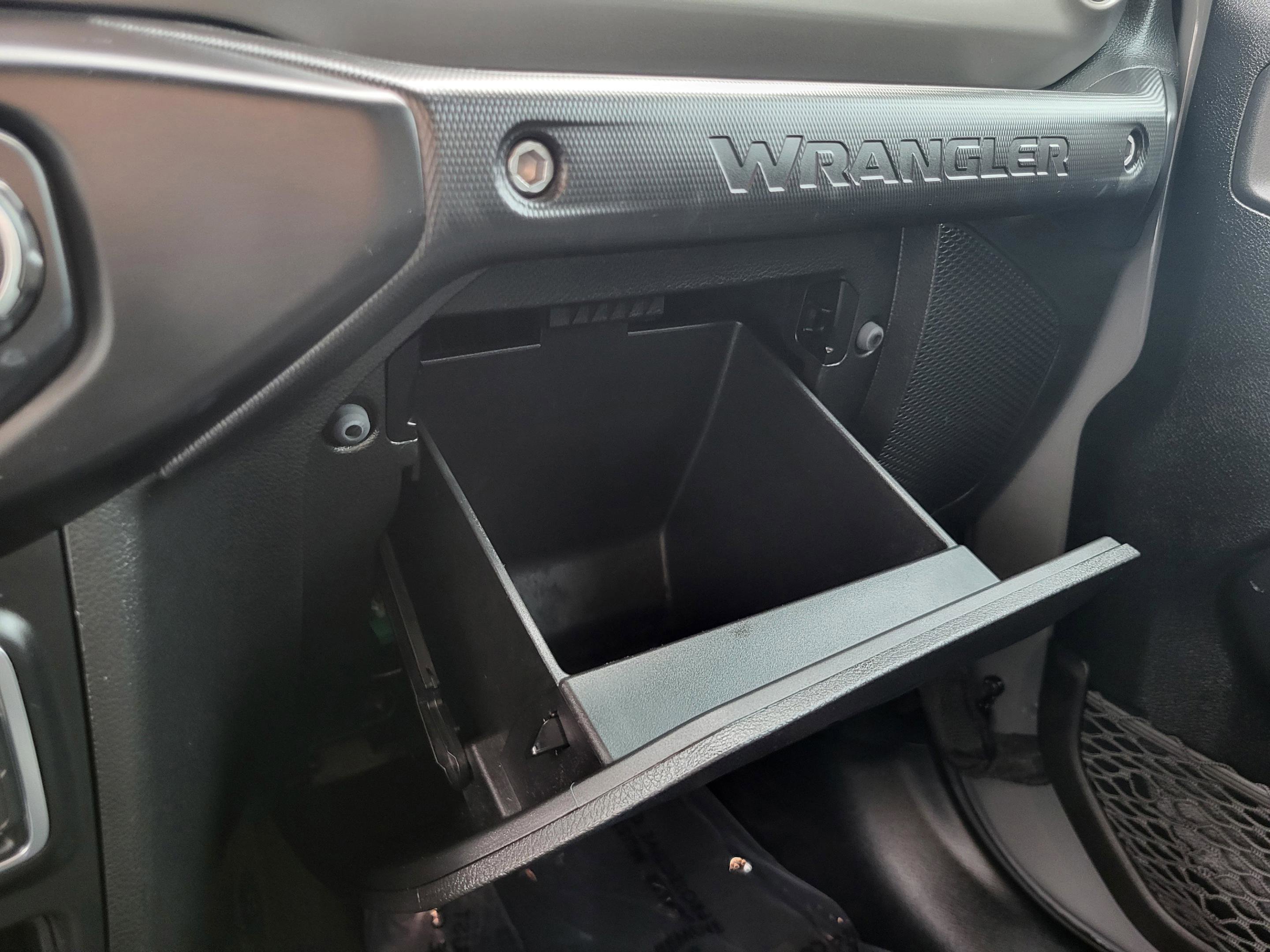 Used 2021 Jeep Wrangler Unlimited Sport image 35