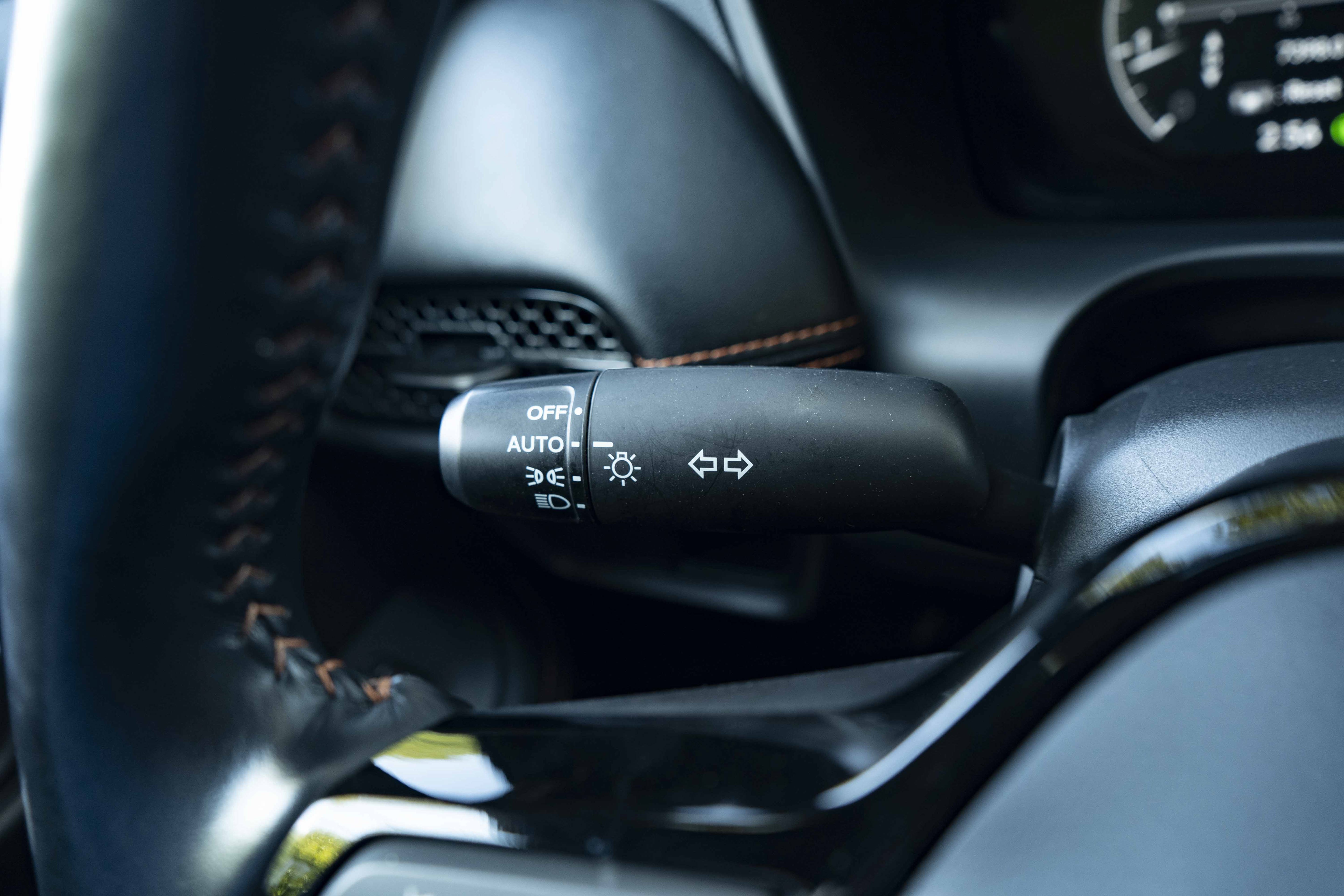Certified 2025 Honda HR-V Sport image 23