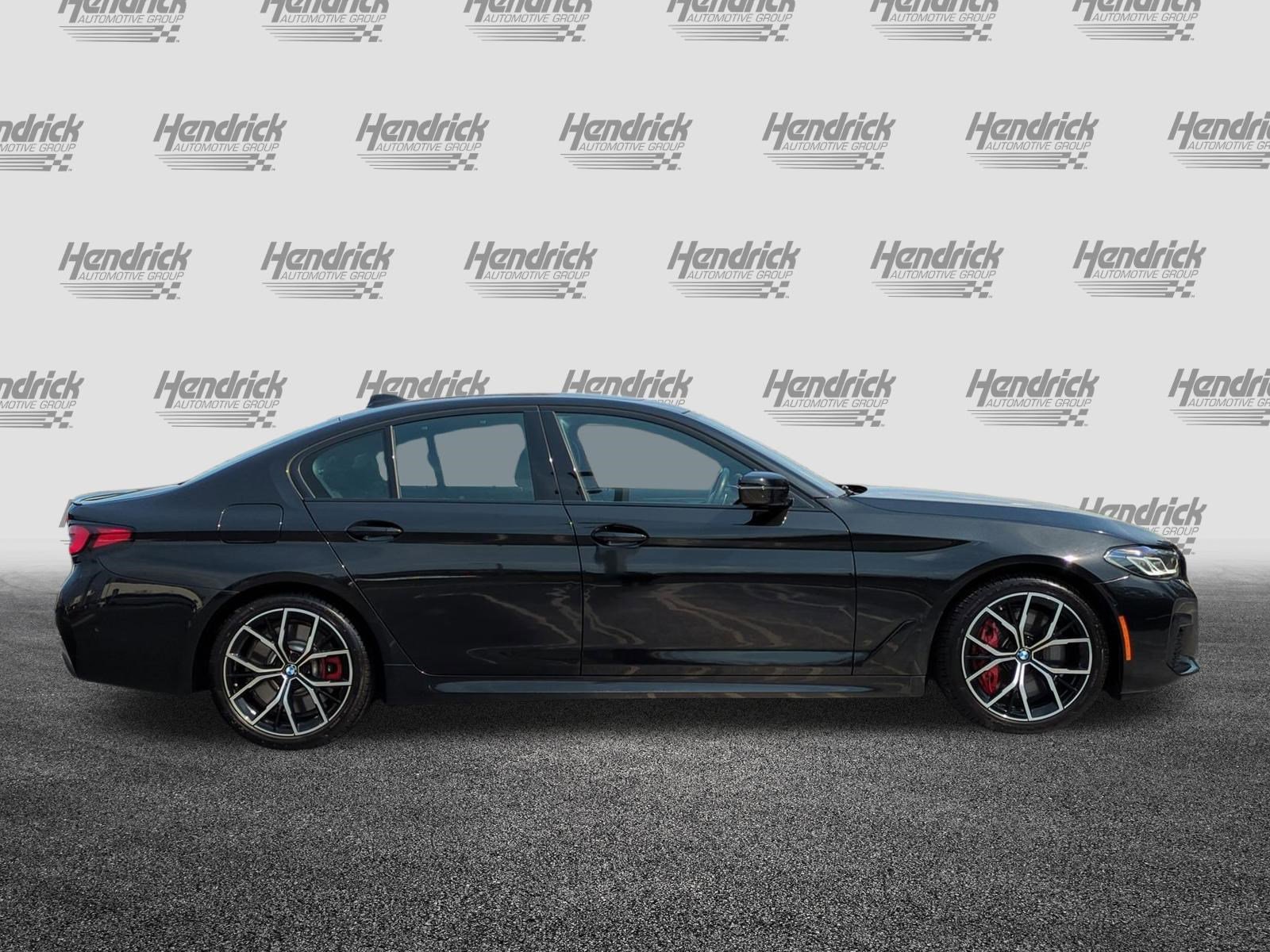 Used 2023 BMW 540i w/ Executive Package image 11