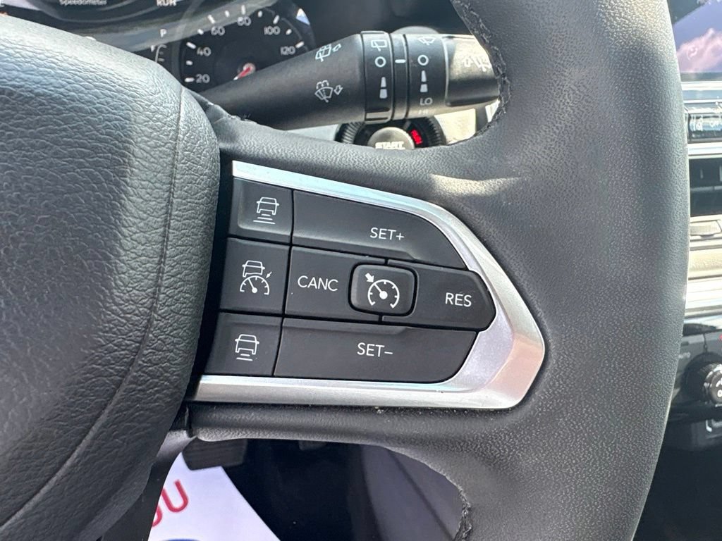 Certified 2023 Jeep Compass Limited AWD/4WD image 19