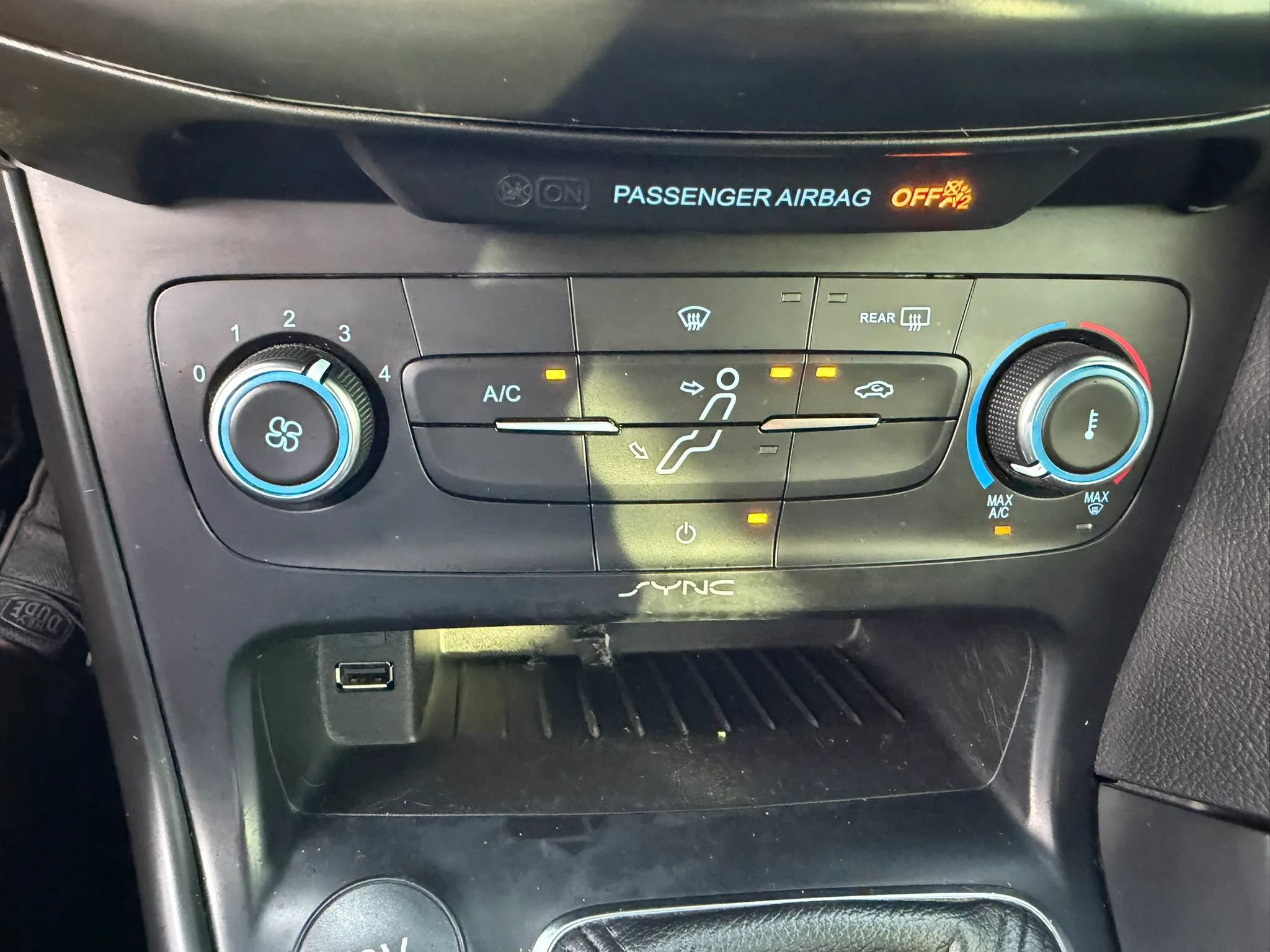 Used 2018 Ford Focus ST FWD image 45