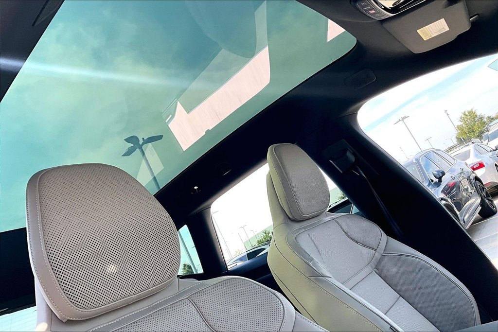 New 2027 Volvo EX60 Ultra AWD/4WD image 25