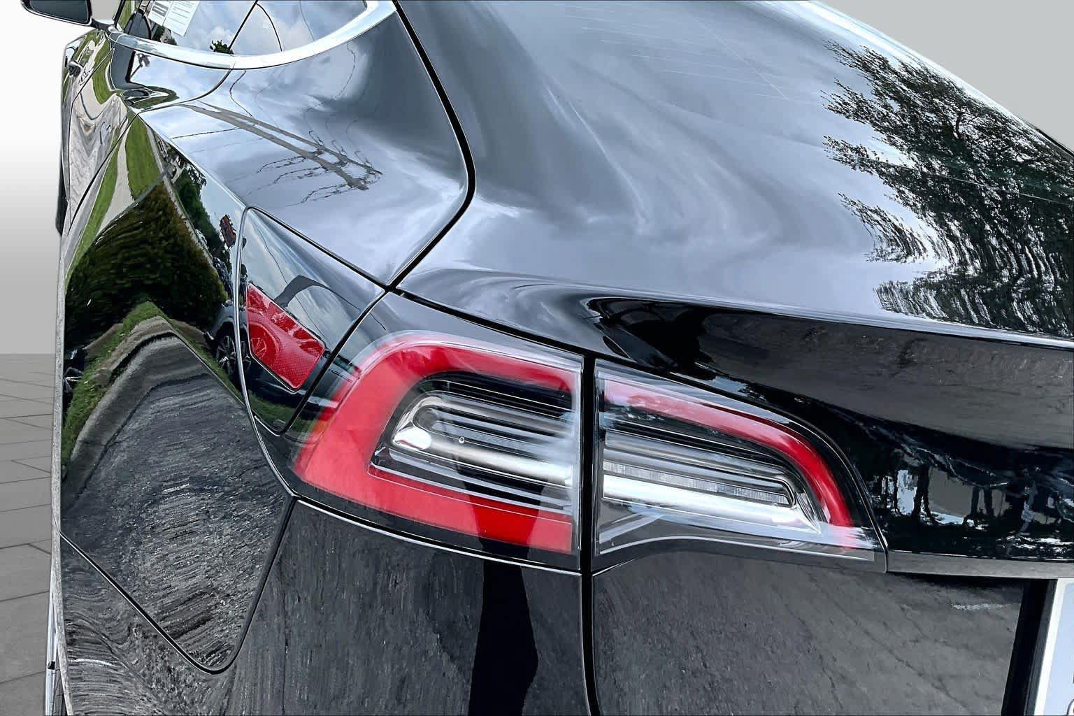 Used 2019 Tesla Model 3 Long Range RWD image 27