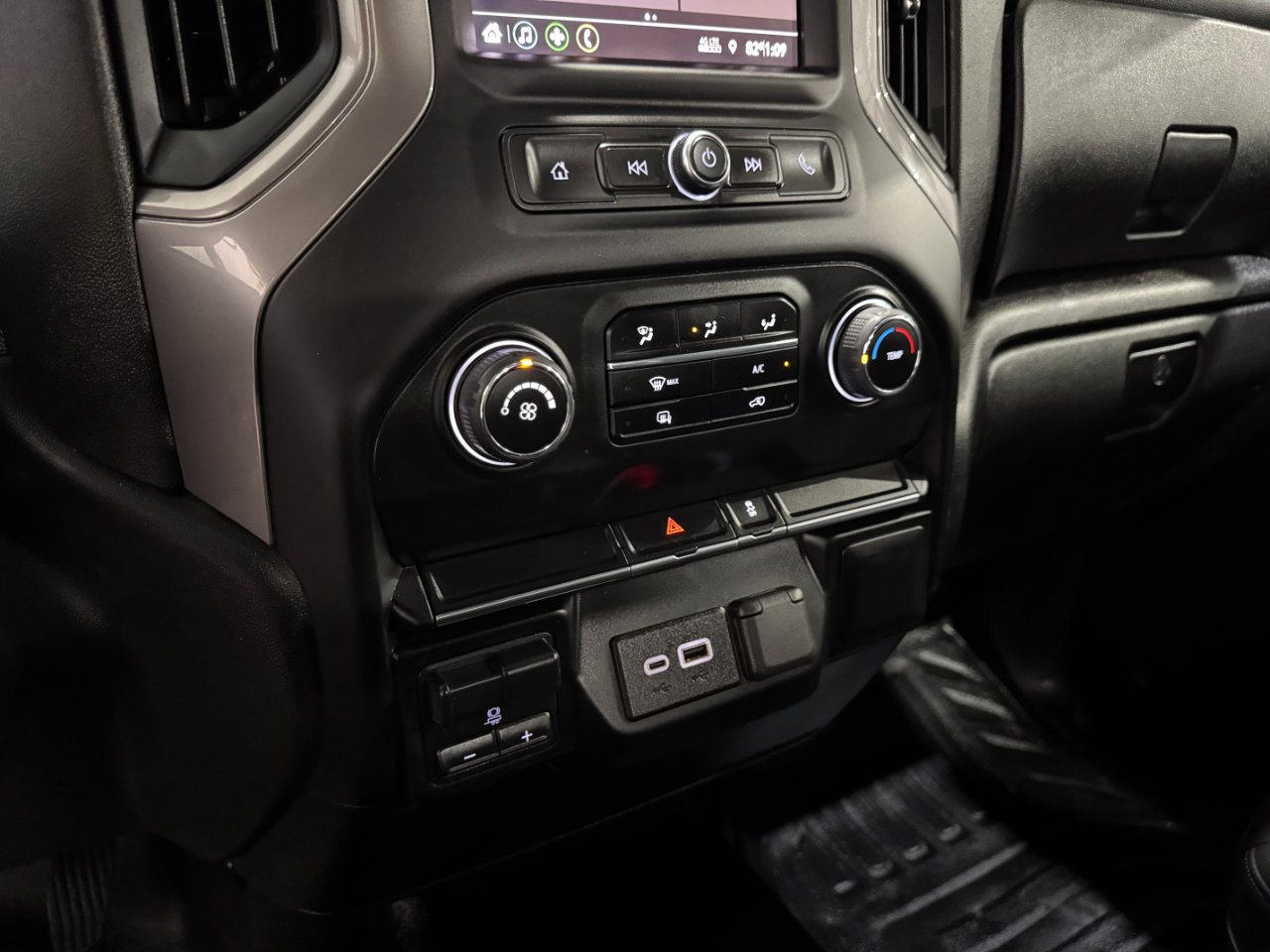 Used 2023 Chevrolet Silverado 3500 W/T w/ WT Fleet Convenience Package image 16