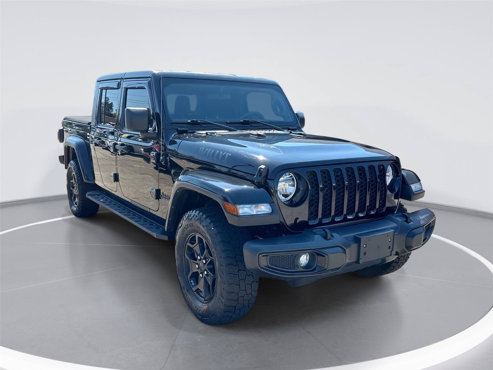 Used 2021 Jeep Gladiator Sport AWD/4WD image 1