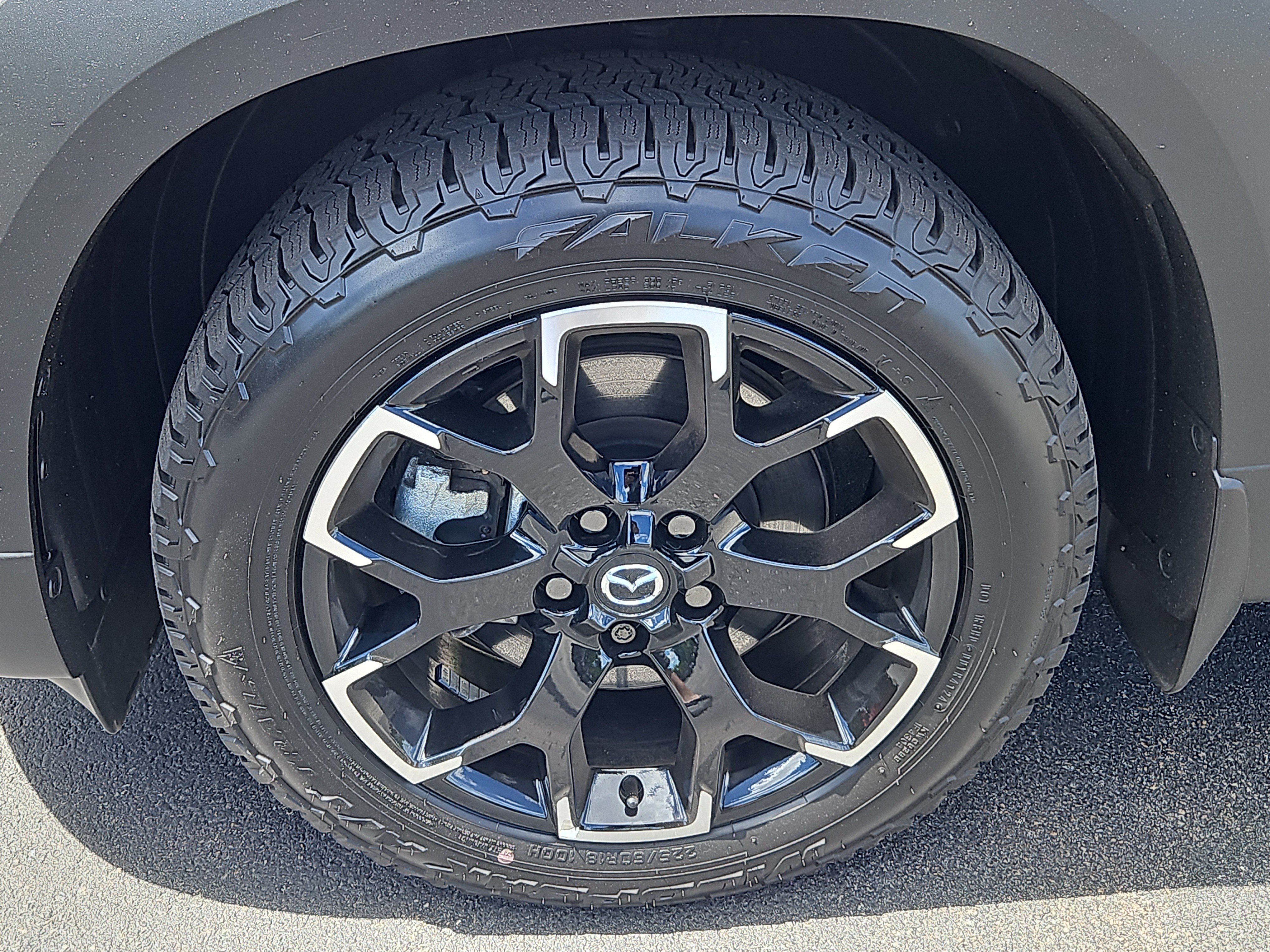 Certified 2025 MAZDA CX-50 Meridian Edition w/ Apex Package AWD/4WD image 4