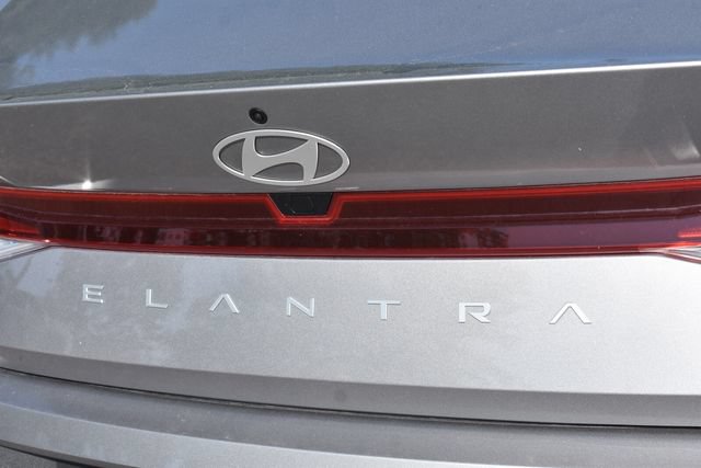 Used 2024 Hyundai Elantra SEL FWD image 13