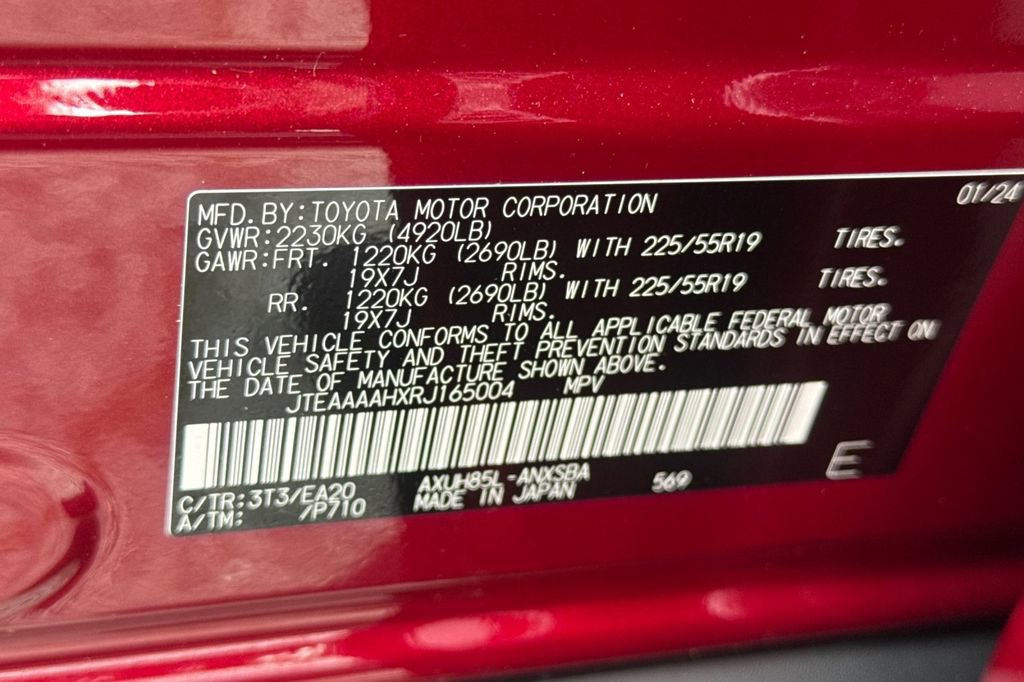 Certified 2024 Toyota Venza Limited image 28