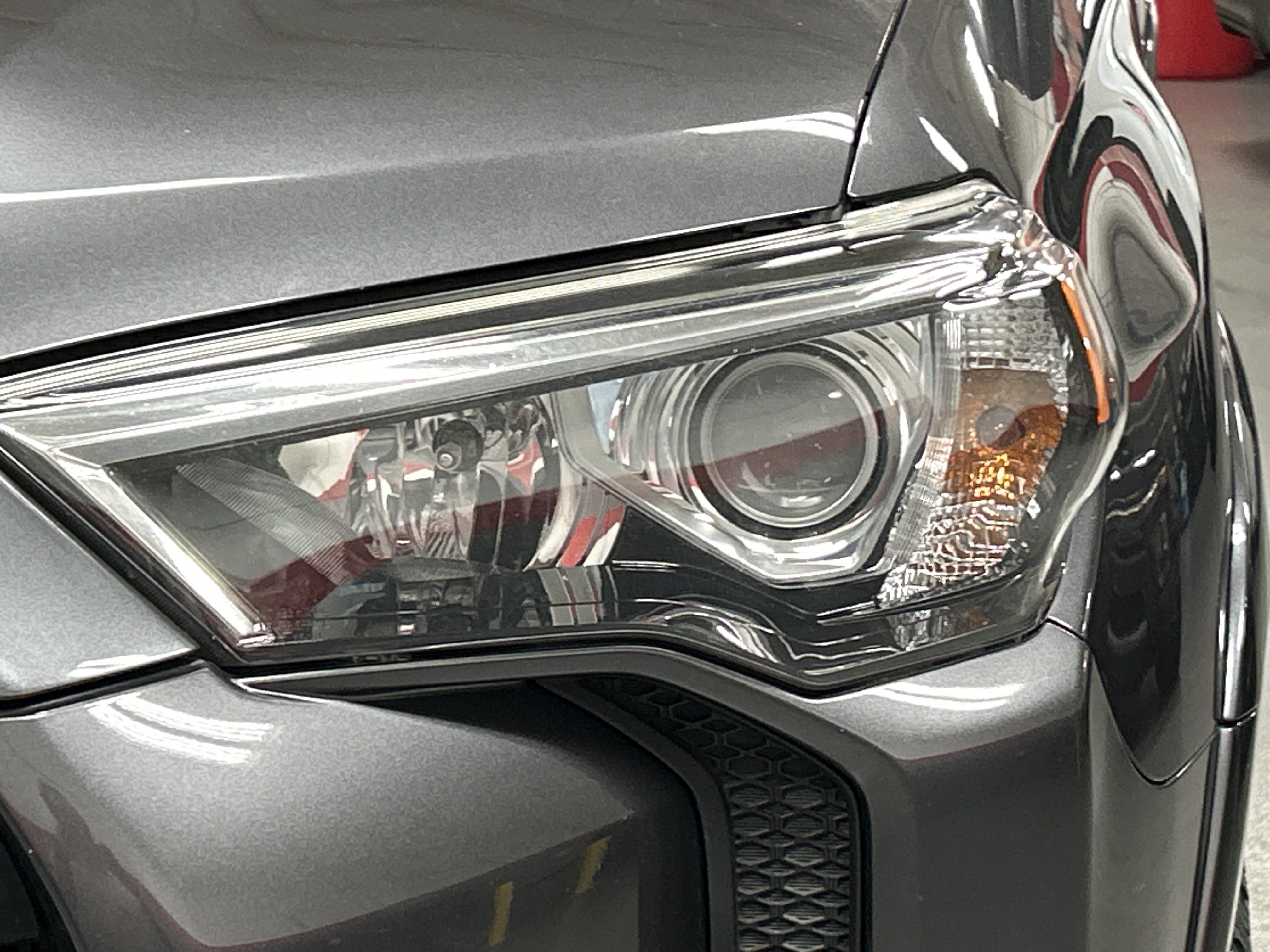 Used 2019 Toyota 4Runner TRD Off-Road AWD/4WD image 6