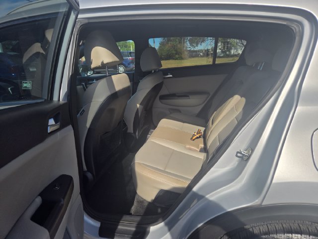 Used 2021 Kia Sportage S FWD image 18