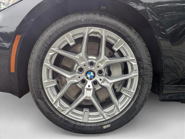 Used 2025 BMW 330i xDrive Sedan w/ Premium Package image 10