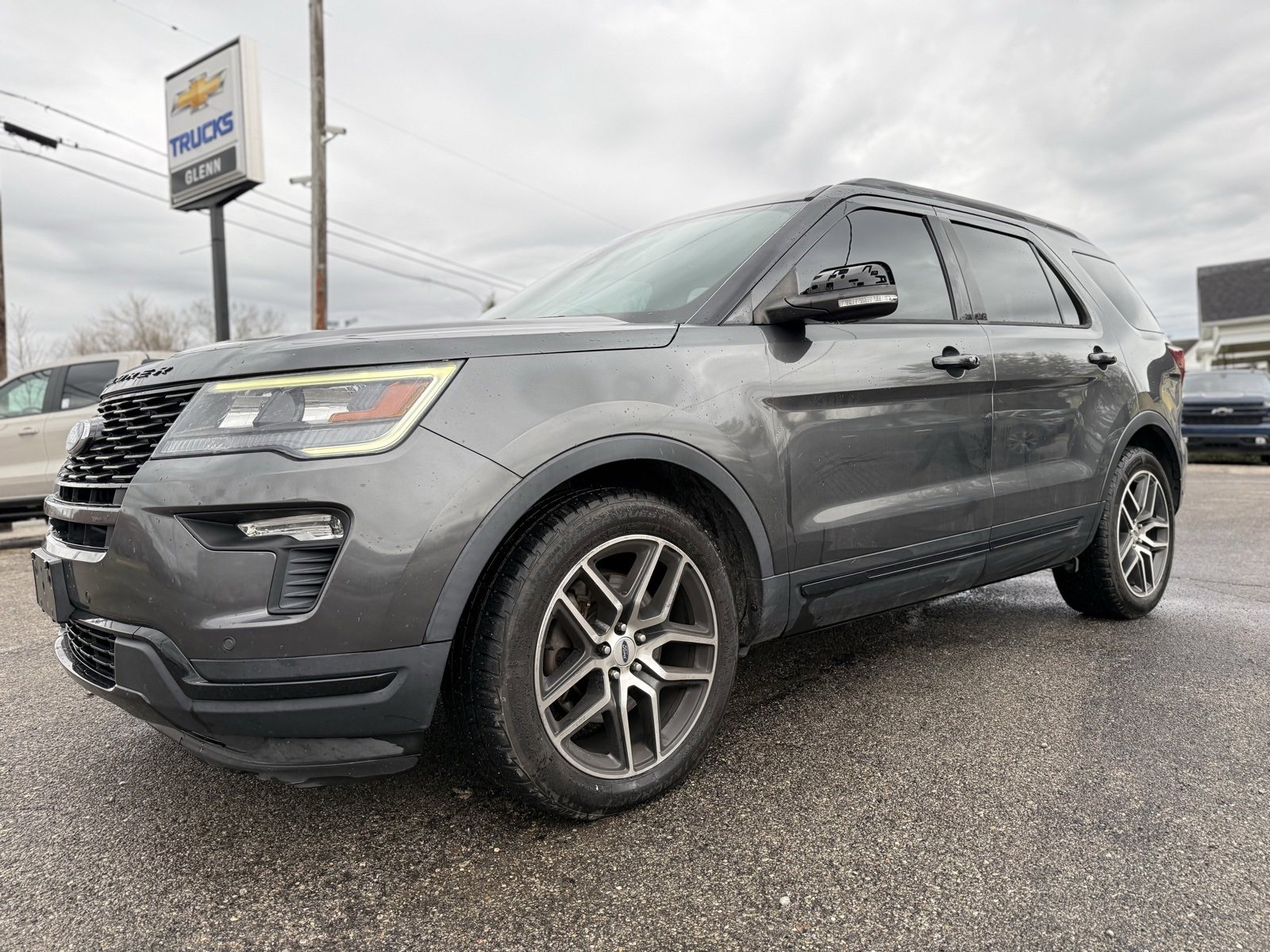 Used 2018 Ford Explorer Sport w/ Equipment Group 401A image 2