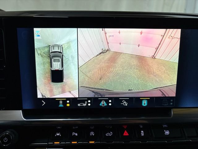 Used 2022 Chevrolet Silverado 1500 LTZ w/ LTZ Convenience Package II AWD/4WD image 46