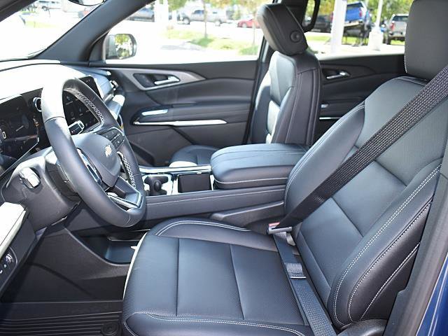 New 2026 Chevrolet Traverse LT w/ LPO, Floor Liner Package image 7