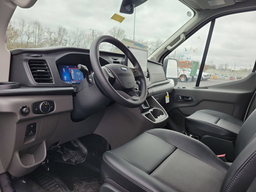New 2026 Ford Transit 250 148 Medium Roof RWD image 21
