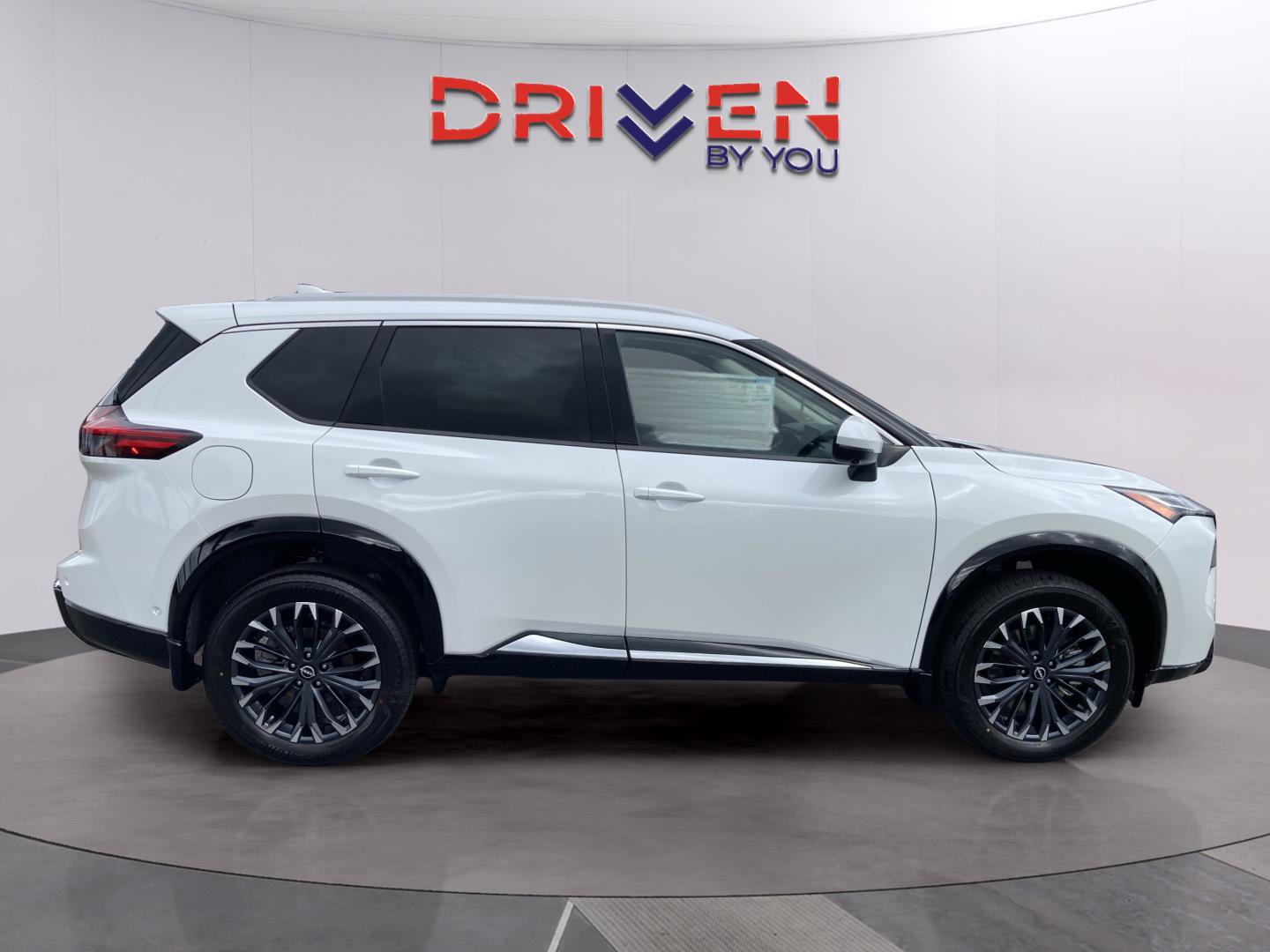 New 2026 Nissan Rogue Platinum w/ Tech Package image 6