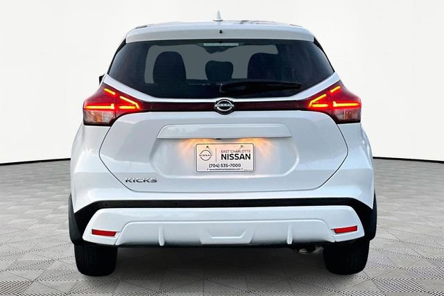 Used 2024 Nissan Kicks S image 6