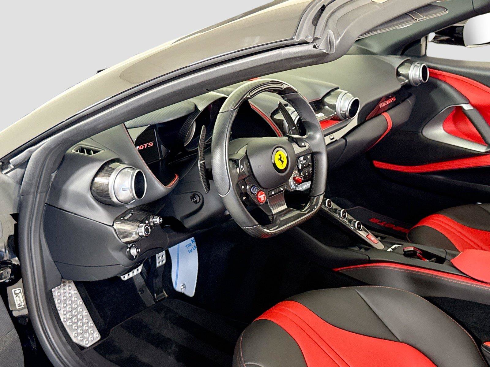 Used 2021 Ferrari 812 GTS RWD image 15