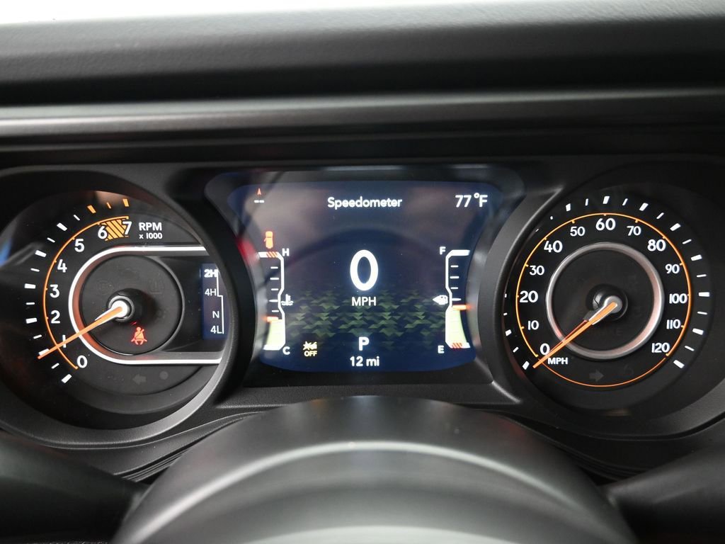 New 2026 Jeep Wrangler Unlimited Rubicon w/ Technology Group image 16