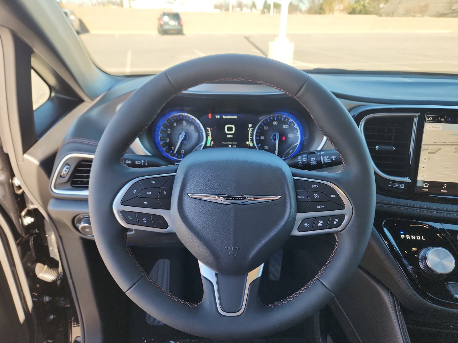 New 2026 Chrysler Pacifica Pinnacle image 10