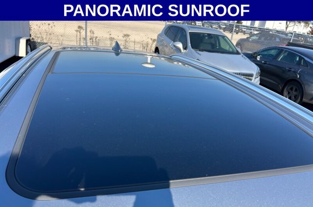 Used 2023 Buick Envision Avenir AWD/4WD image 6