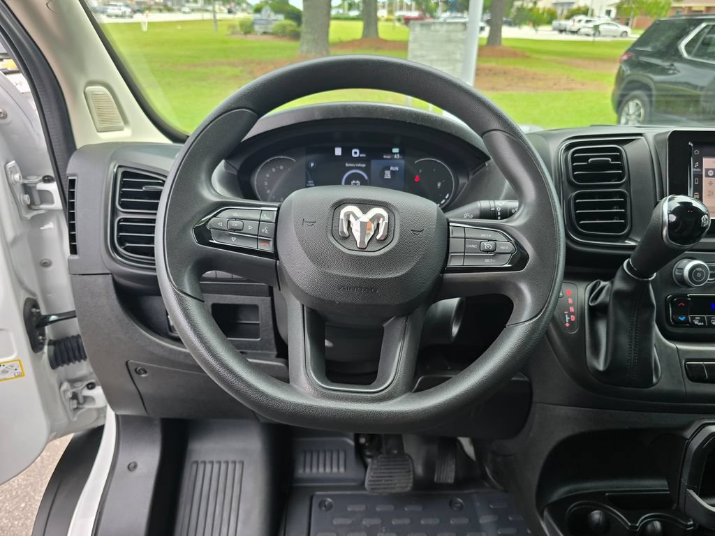Used 2023 RAM ProMaster 2500 w/ Driver Convenience Group FWD image 13