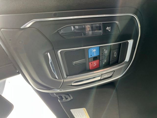 Used 2024 Jeep Wagoneer Series II w/ Flexible Seating Group AWD/4WD image 41
