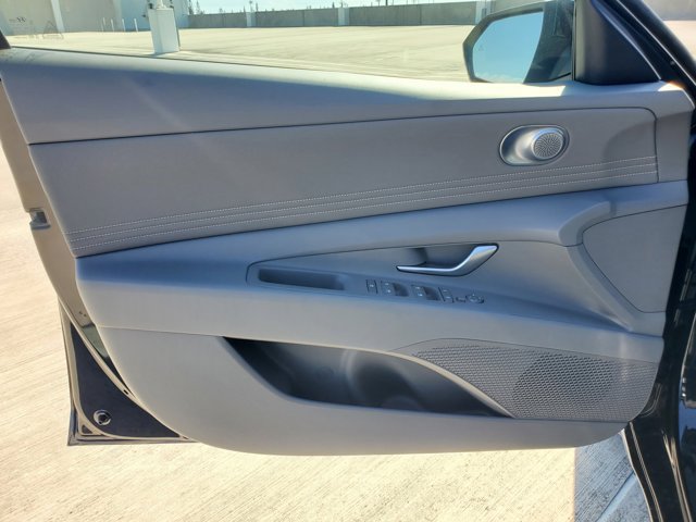 New 2026 Hyundai Elantra SEL Sport Premium FWD image 11