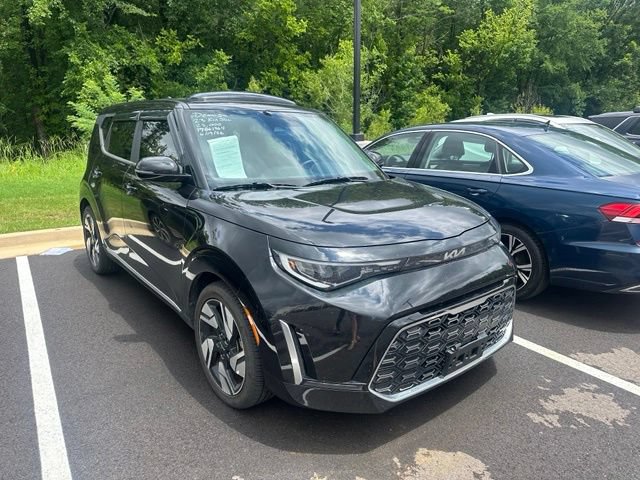 Used 2023 Kia Soul GT-Line w/ GT-Line Technology Package FWD image 5