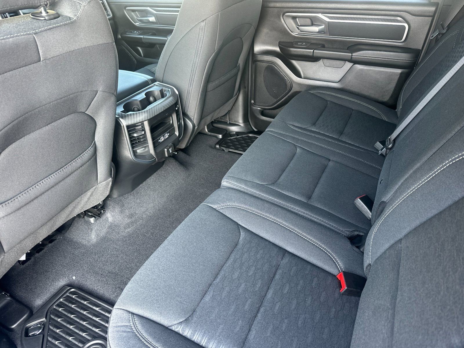New 2025 RAM 1500 Big Horn AWD/4WD image 11