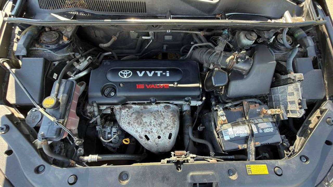 Used 2007 Toyota RAV4 Limited AWD/4WD image 32