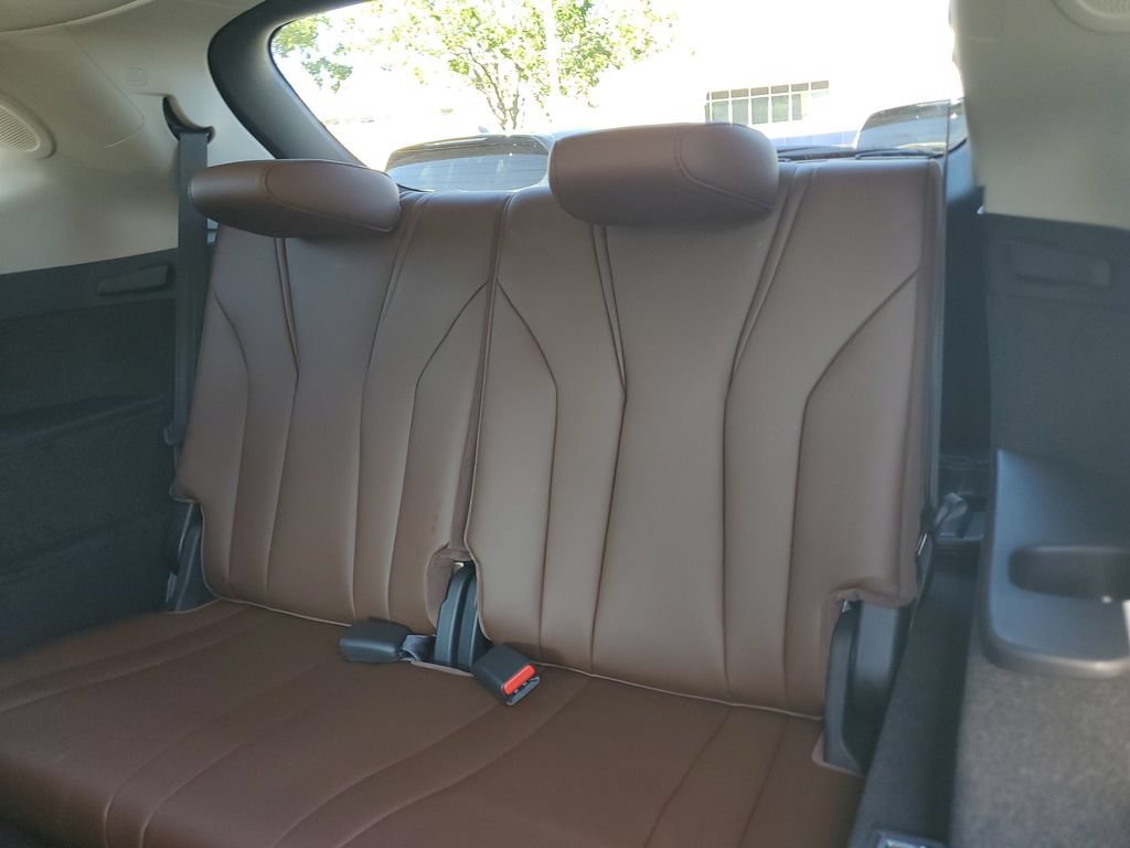 Certified 2026 Acura MDX w/ Technology Package FWD image 14