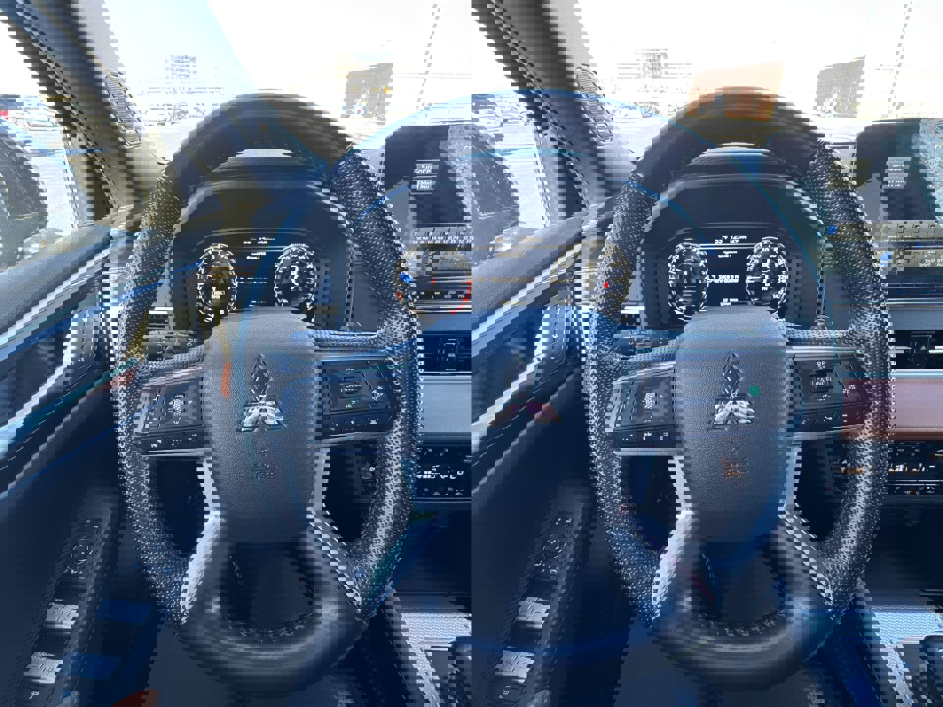 Used 2022 Mitsubishi Outlander SEL image 14